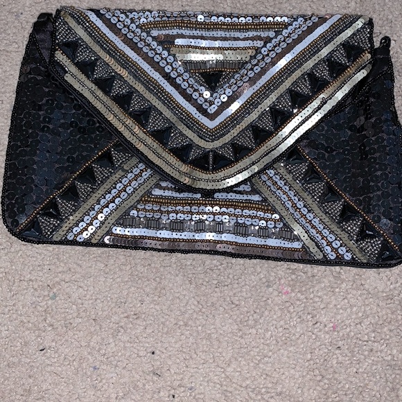 Black beaded bag - Picture 1 of 4